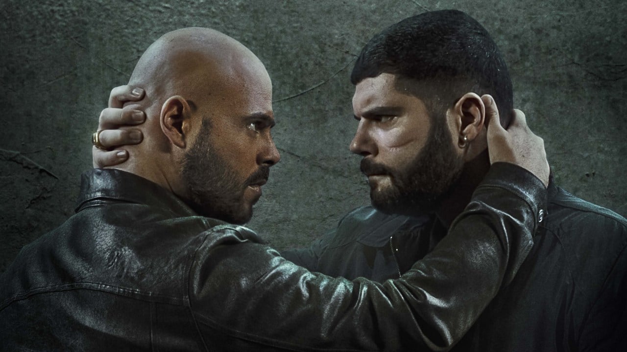 Genny e Ciro si tengono le teste in uno scatto celebre di Gomorra | Perché Genny uccide Ciro