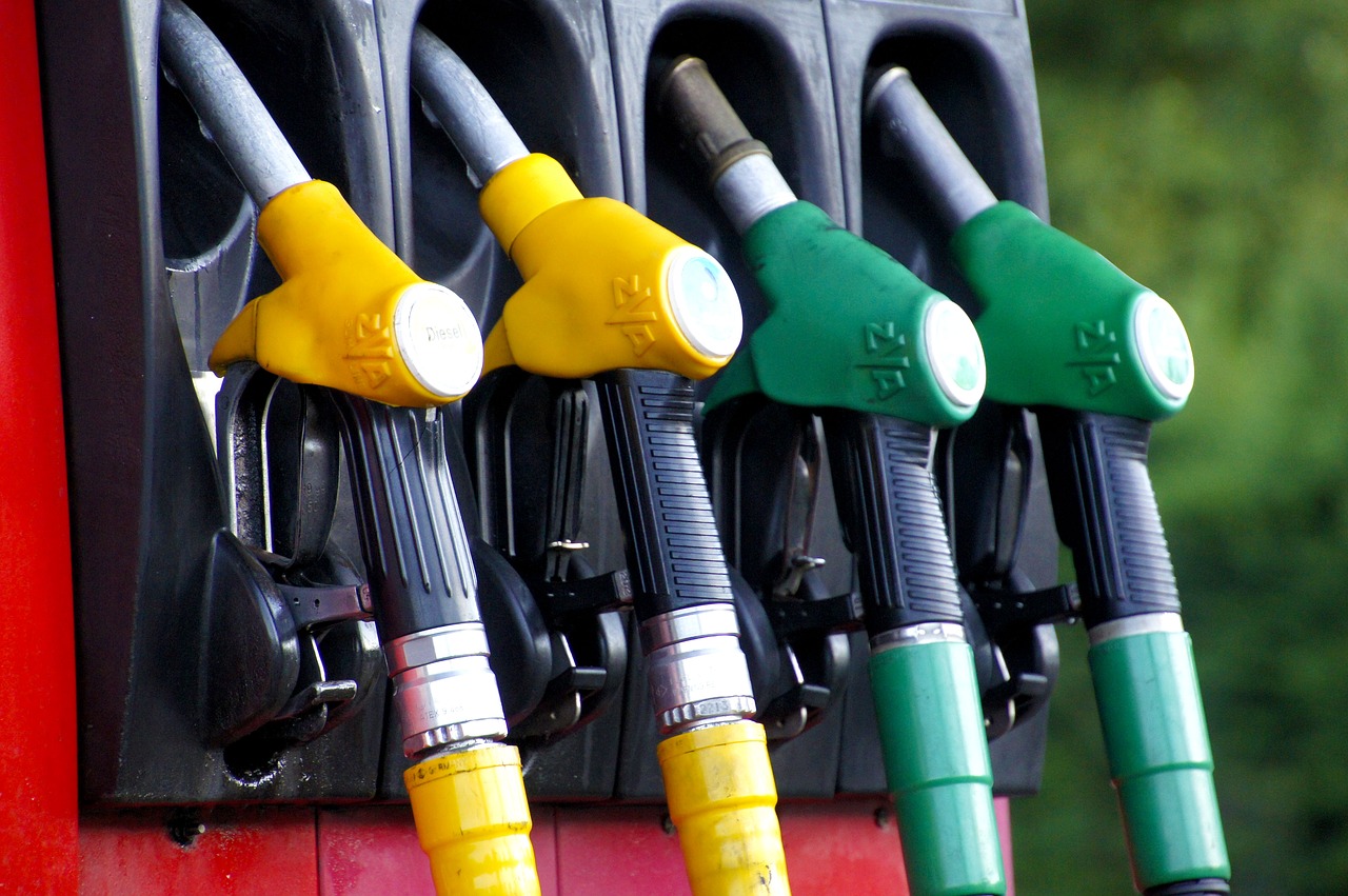 perche il gasolio costa piu della benzina | Pompa di benzina